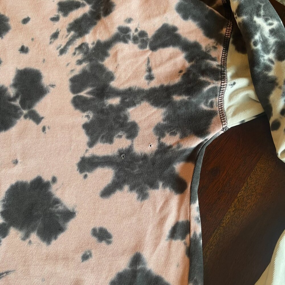 CHNGE Long-Sleeved Organic Cotton Tie Dye Shirt - Picture 9 of 13